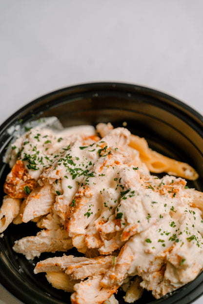 Chicken Alfredo w/ Protein Pasta
